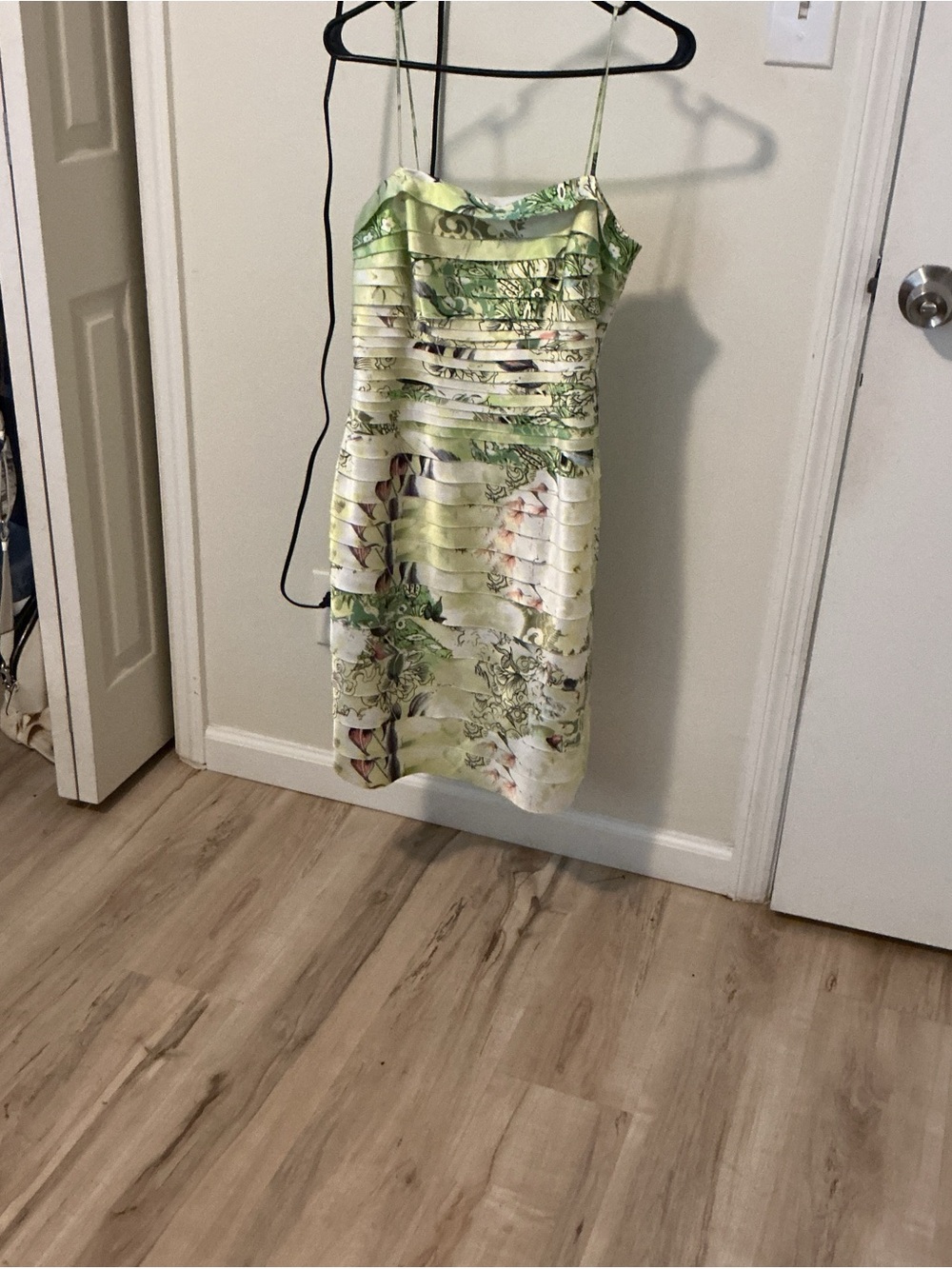 Green Floral Spaghetti-Strap Dress
